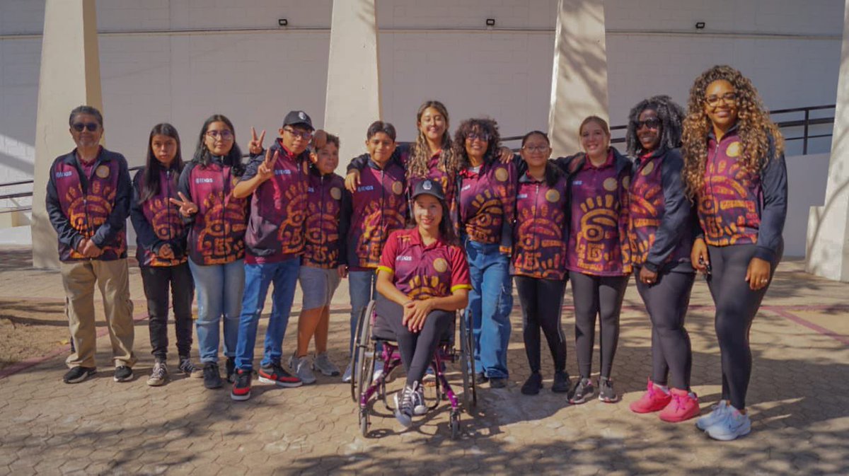 IDMPlaya's tweet photo. ¡Mucho éxito al selectivo playense de tiro con arco en su camino al Estatal! 🎯
Con 8 deportistas, 2 entrenadores y 1 juez, este equipo está listo para demostrar su habilidad y dedicación en el último evento eliminatorio.
¡Vamos con todo #CampeonesPlayenses! https://t.co/nh2aehotXm