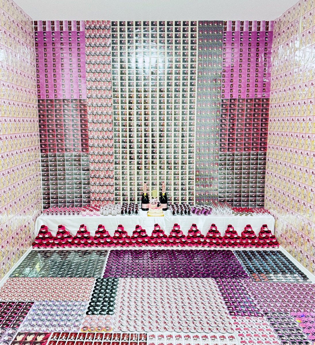 *⑅୨୧┈┈┈┈┈┈┈┈┈┈┈┈┈┈┈┈┈┈┈┈୨୧⑅*｡
  
　     ♡*.𝙷𝚊𝚙𝚙𝚢 𝙱𝚒𝚛𝚝𝚑𝚍𝚊𝚢.*♡

　　         𝚃𝙴𝚁𝚄𝙺𝙾 𝙾𝙺𝚄𝚁𝙰

*⑅୨୧┈┈┈┈┈┈┈┈┈┈┈┈┈┈┈┈┈┈┈┈୨୧⑅*｡

#猟犬部隊の血荊の女王誕生祭
#4月12日は血荊の女王の生誕祭