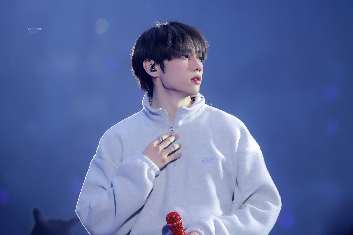 lumiereSW's tweet image. 선우가 걸어가는 앞길엔 늘 별들이 가득하길
선우야 스물여섯 번째 생일을 축하해 

#봄을닮은소년_선우에게
#SunkissedSUNWOODAY
#선우 #SUNWOO