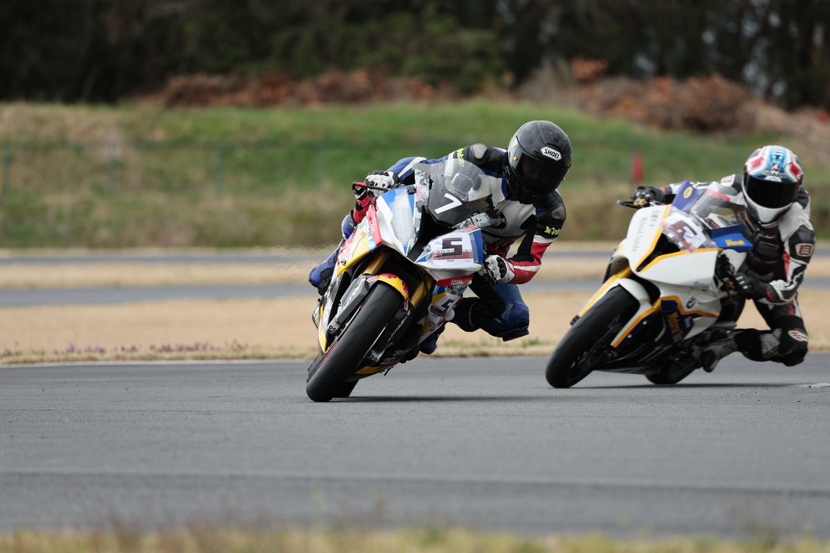 hirota_s1000rr's tweet photo. #motofreaks走行会
#DAYofVELOCITY
久々に色んな方に走行写真撮っていただけて嬉しい!カメラマンさんありがとうございます☺️
台数少なかったけどレース形式の走行も楽しかった😊 https://t.co/o5fH3GrNO0