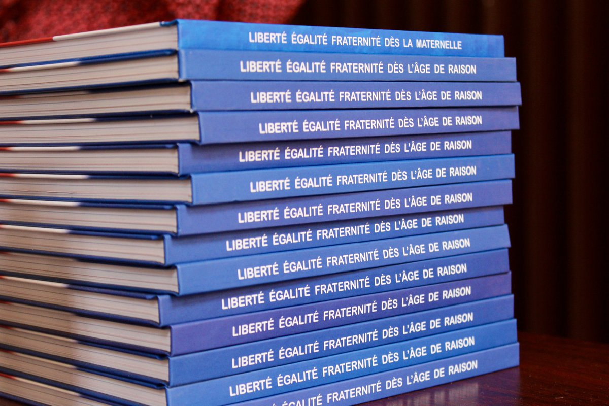 ✍️ Fière de devenir marraine républicaine d’une enfant hébergée par <a href="/jamaissanstoit/">Jamais Sans Toit</a>.

Un geste fort pour soutenir ceux que l’État laisse à la rue.

❌ Le droit au logement doit être garanti. L’inaction n’est plus tolérable.