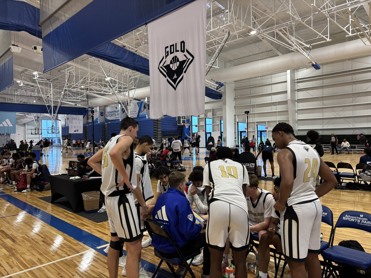 16s up at halftime vs King Unlimited -

34-25.
