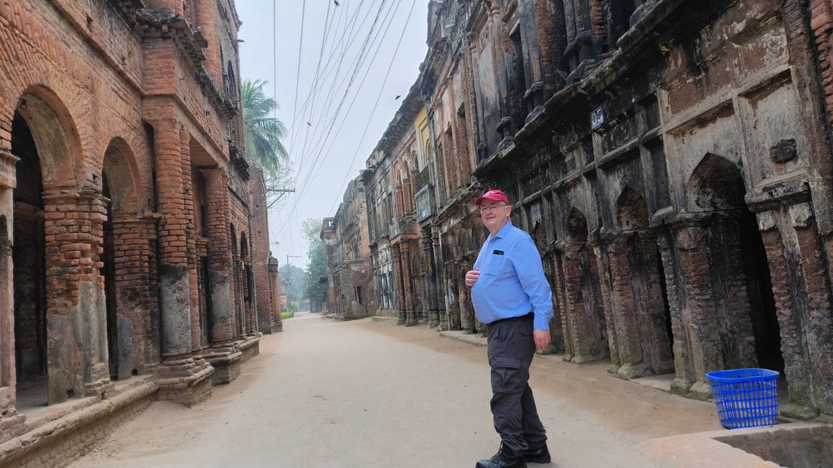 modhutours's tweet photo. Bangladesh expedition from the Northwest to Southern region.
#bangladeshtour #bangladeshtourpackage #modhutours
https://t.co/GgLvv9nFIG https://t.co/AhoooPn7aL