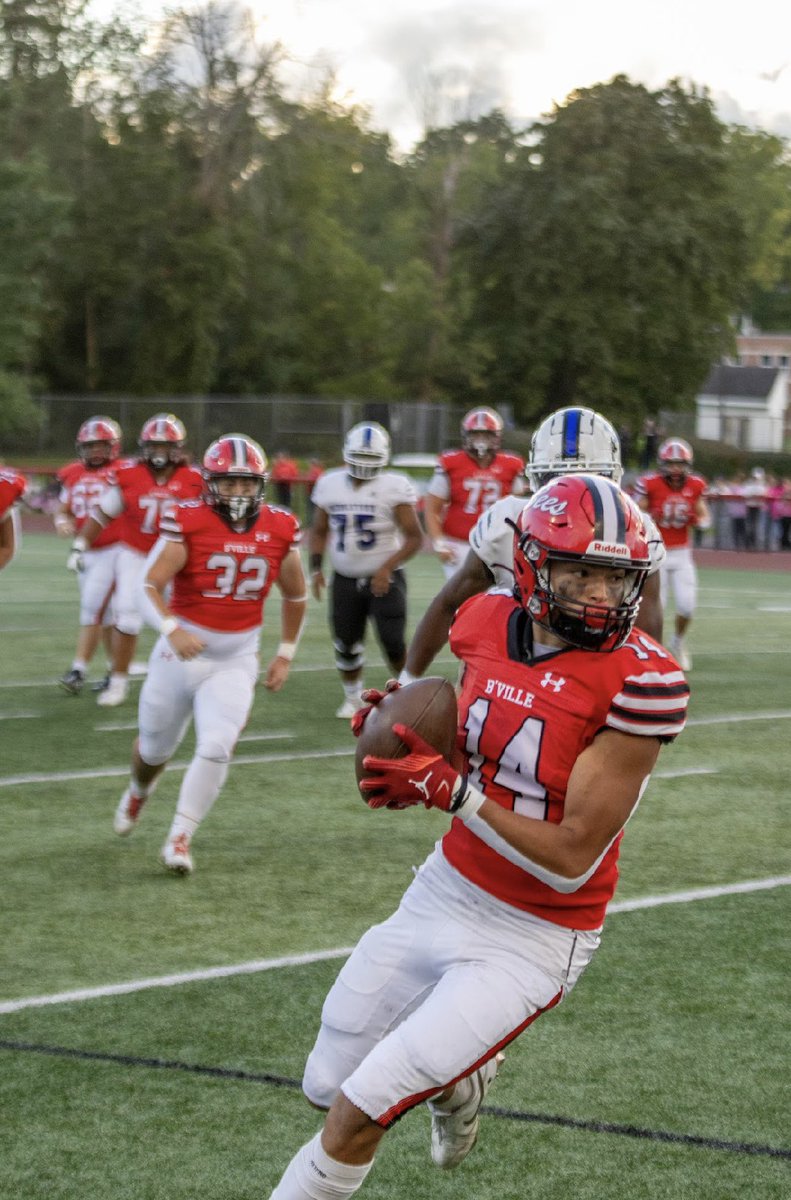 Aaron Holcomb (@aaronholc1) on Twitter photo ‼️‼️‼️
Name- Aaron Holcomb
Pos- WR/TE
Year- 2026
School- Baldwinsville
📲- (315)-409-9899
📩- aaronholcomb@icloud.com
Height- 6'3
Weight- 205
Bench- 215
Squat- 280
40yd- 4.84
Hudl- hudl.com/athlete/157360…
‼️‼️‼️ ‼️‼️‼️
Name- Aaron Holcomb
Pos- WR/TE
Year- 2026
School- Baldwinsville
📲- (315)-409-9899
📩- aaronholcomb@icloud.com
Height- 6'3
Weight- 205
Bench- 215
Squat- 280
40yd- 4.84
Hudl- hudl.com/athlete/157360…
‼️‼️‼️