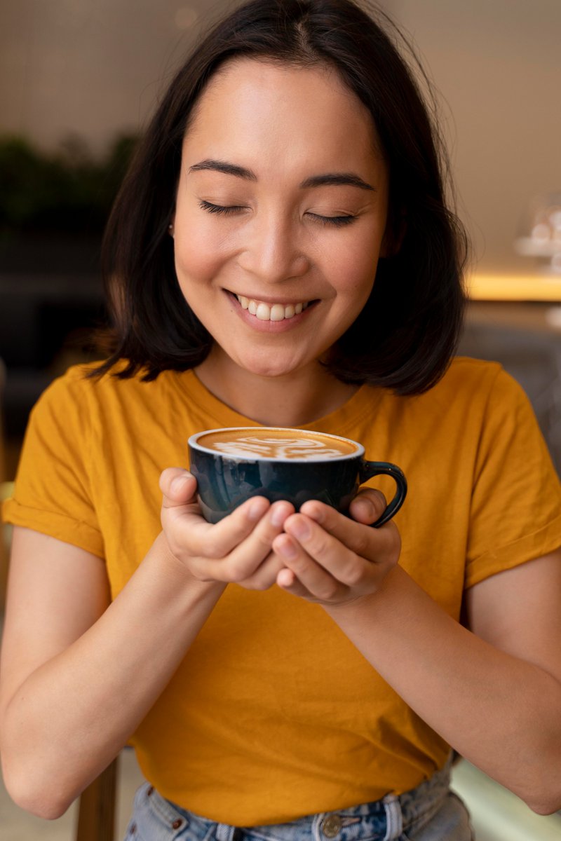 cafeaciegas's tweet photo. Ver no siempre es mirar. Y en el silencio del alma, una taza de café revela lo invisible; que esta semana nos encuentre generosos, atentos y agradecidos.
#felizsábado #Ellaberintodelossinsentidos #ACiegasMusic #IntegrArte #orgullociego #multisensorial #elartedelnover #pioneros https://t.co/qSSCpIT0nB