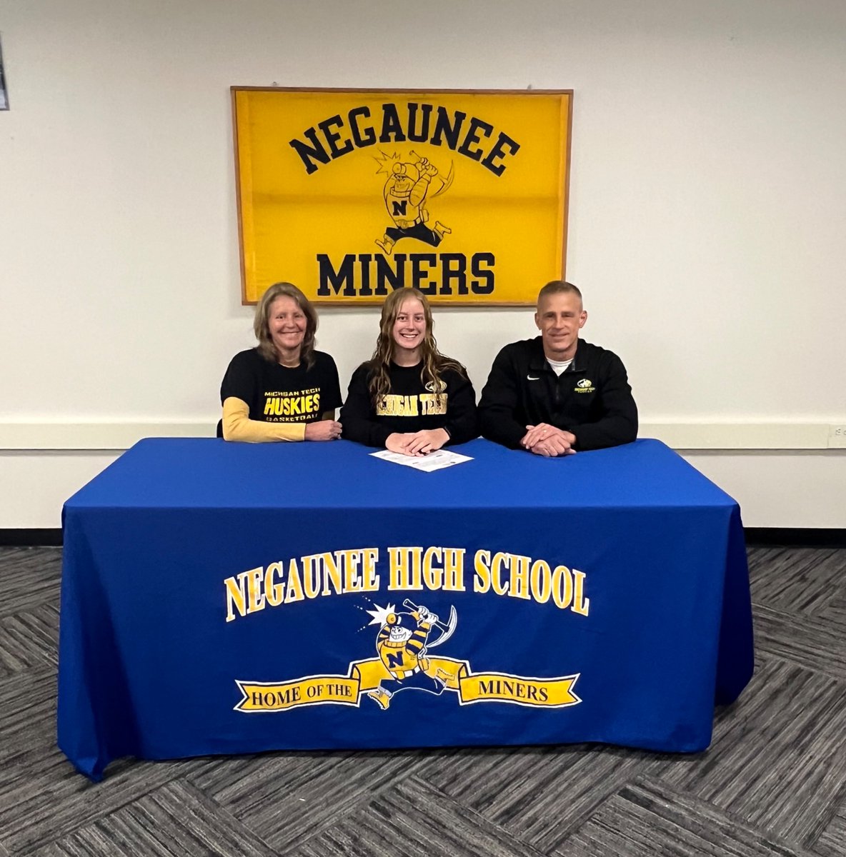 Negaunee Girls Basketball tweet media