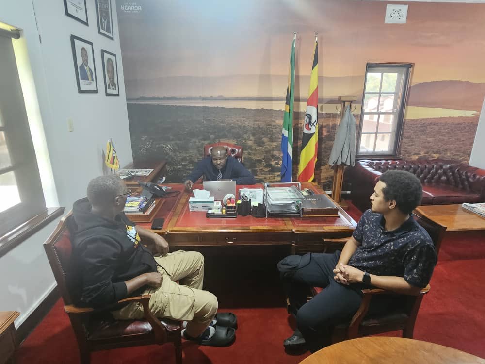 Amos Wekesa (@wekesa_amos) on Twitter photo With our high commissioner to South Africa <a href="/AmoruPaul/">Amb. Paul Amoru</a> at his office today morning.
It was my first time visiting this embassy even when I have been to South Africa many times before With our high commissioner to South Africa <a href="/AmoruPaul/">Amb. Paul Amoru</a> at his office today morning.
It was my first time visiting this embassy even when I have been to South Africa many times before