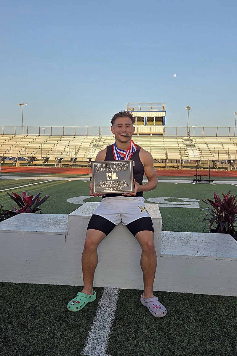 2025STorres's tweet photo. Area Champs as a team and Champion in the 200 🥇 https://t.co/YF96qrsChq
