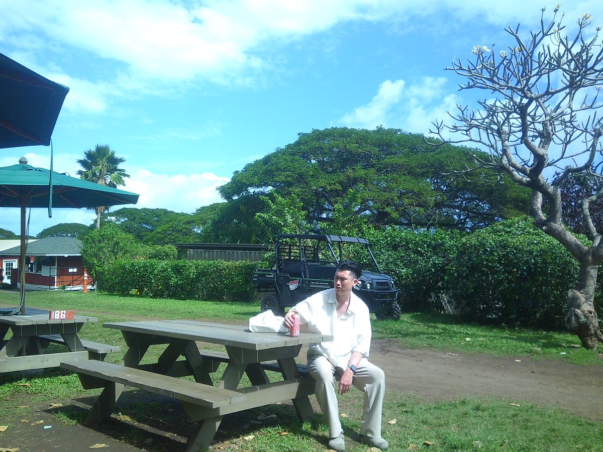 iykcin's tweet photo. Just some pics from O’ahu https://t.co/plOpWrMb3K