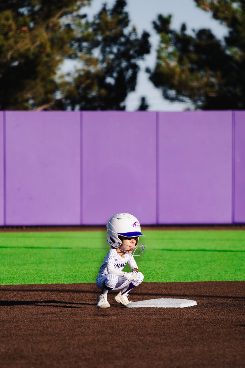wnmu_sb's tweet photo. Serving big heads, small bodies, and even bigger personalities‼️
#RareBreed #WNMU https://t.co/xcuNLL12wV