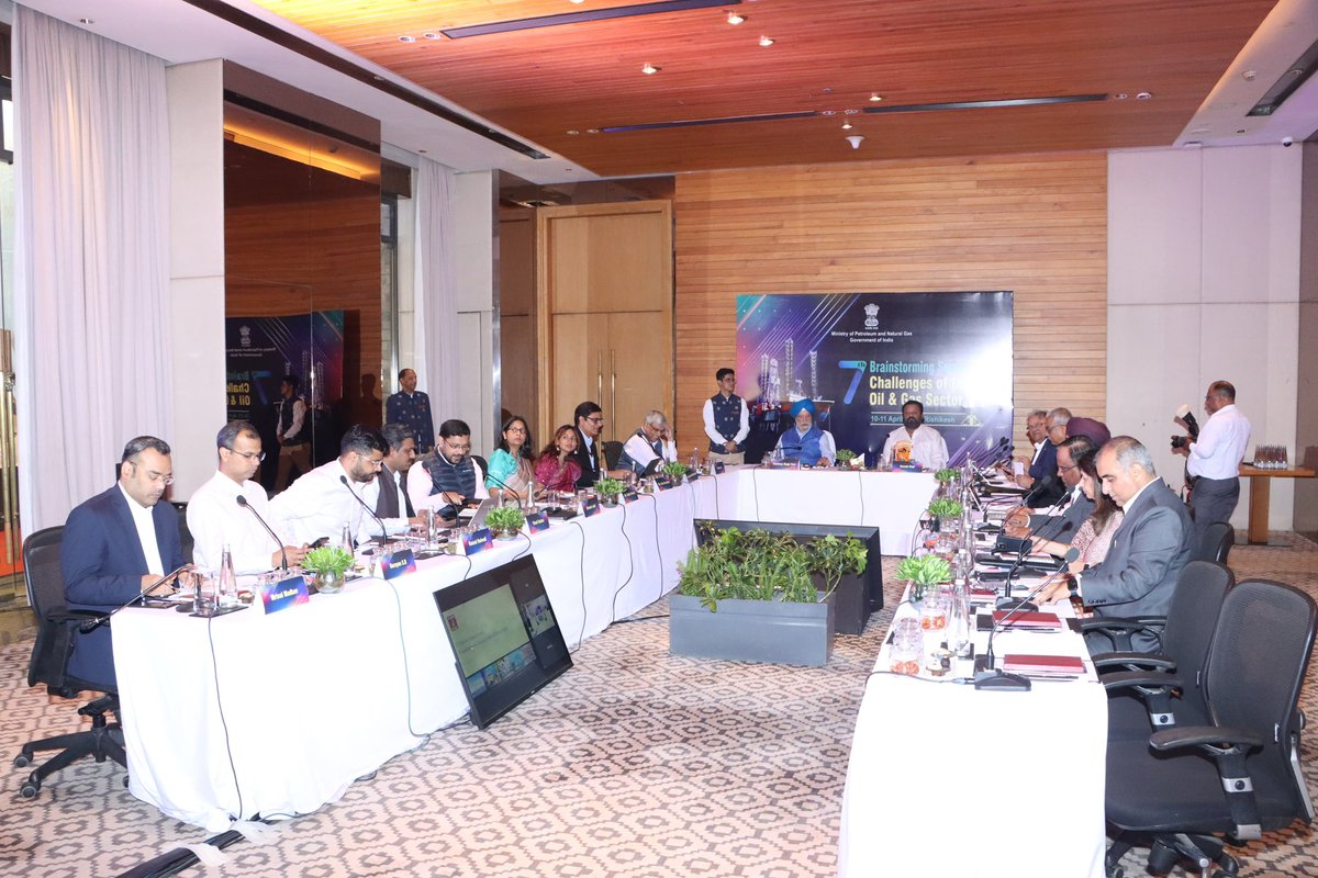 At the 7th brainstorming session in Rishikesh with senior officials of  <a href="/PetroleumMin/">Ministry of Petroleum and Natural Gas #MoPNG</a> and energy sector leaders—joined by my colleague <a href="/TheSureshGopi/">Suressh Gopi</a> Ji, we discussed different challenges and opportunities facing our energy sector. 

We deliberated on ways to improve customer