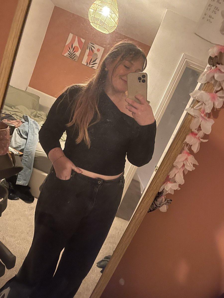 𝕁𝕒𝕕𝕖 ♕ tweet media