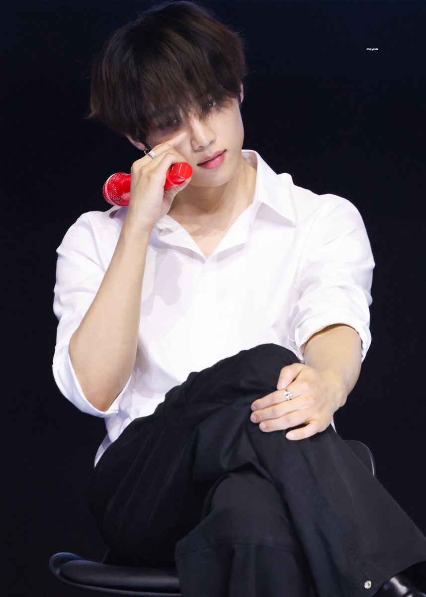 fairytale_sw's tweet image. 250323 

#봄을닮은소년_선우에게
#SunkissedSUNWOODAY
#THEBOYZ #더보이즈 #SUNW00 #선우