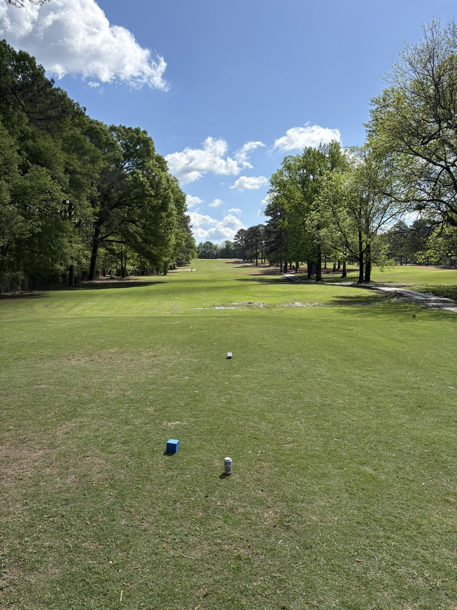 jdwyertec's tweet photo. Ball knowers play golf on Masters week (this is the hardest hole in golf) #DustinJohnson https://t.co/7xj9fV3nfa