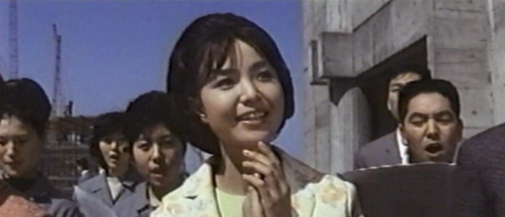 honehone_man_7's tweet photo. 4月12日は園まりさんのお誕生日。
「続  西の王将・東の大将」(1965・東宝) https://t.co/5vYx3kqyAd