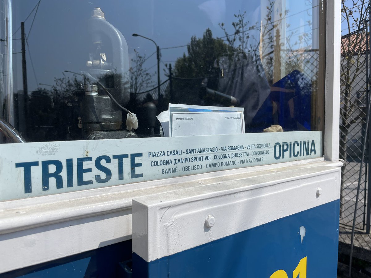 DiscoverTrieste's tweet image. Tram de Opcina ❤️
#springishere #discovertrieste