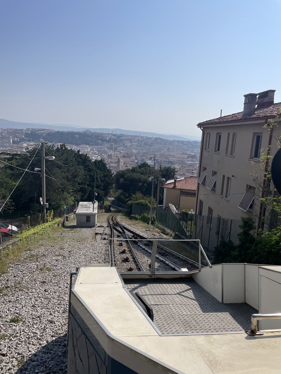 DiscoverTrieste's tweet image. Tram de Opcina ❤️
#springishere #discovertrieste