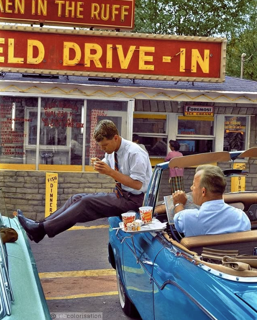 starside8's tweet photo. Robert F. Kennedy stopping for a meal at a drive-in in Bluefield, West Virginia during the campaign for his brother John F. Kennedy to become the 1960 Democratic presidential nominee.  @RobertKennedyJr 
@HistoryInPics 
#HistoryInColor https://t.co/6YOUZaNc8d