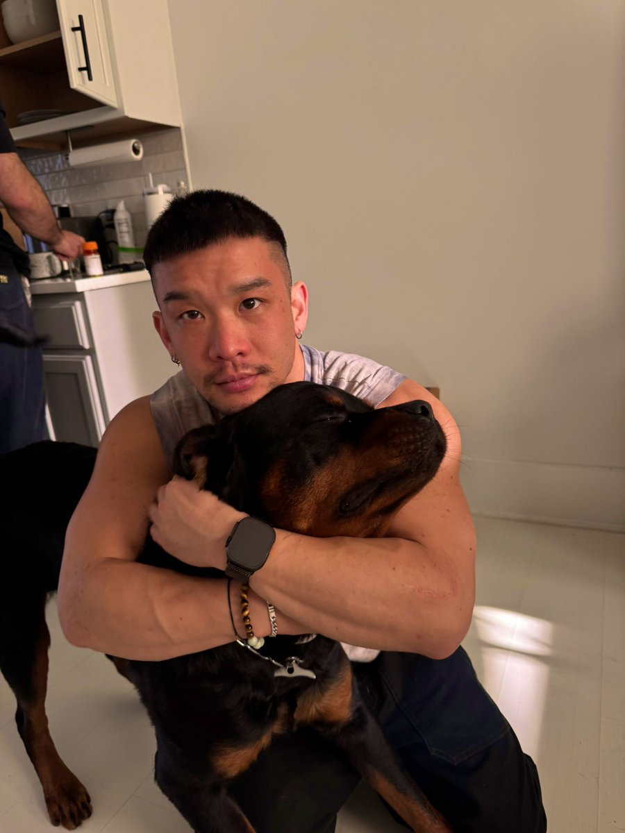 akitabones's tweet photo. am i good muscle pup boi? i love to make my tail wag with my cheeks 🥺 arrffff https://t.co/q0X89z3ZYV