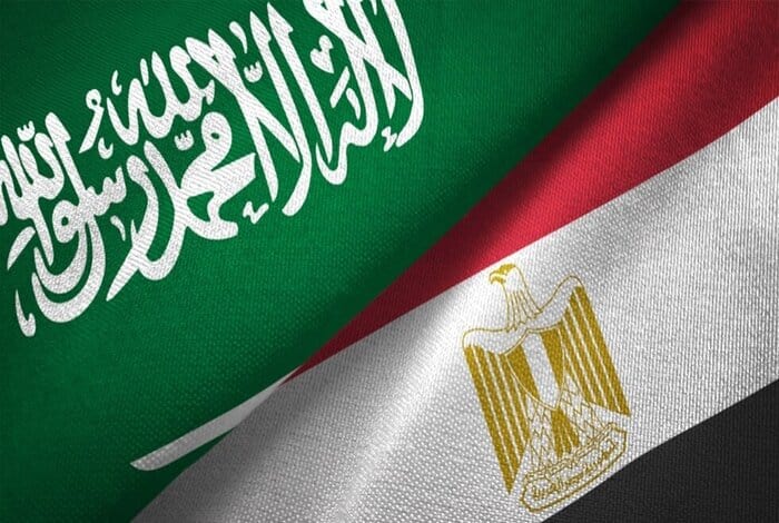 amermoh230's tweet photo. #الكبسة_والطعمية_معا_ابدا و لا علينا من تصرفات فردية يسيئ بها أحد من أبناء الشعبين للشعب الآخر  .. السعودية ومصر بلدين بينهم روابط كثيرة مشتركة و من يتابع الأحداث السنوات الماضية يعرف إنهم بلدين أشقاء و شعبين أشقاء .. أدام الله المحبه بيننا https://t.co/A5i2ijWhuC