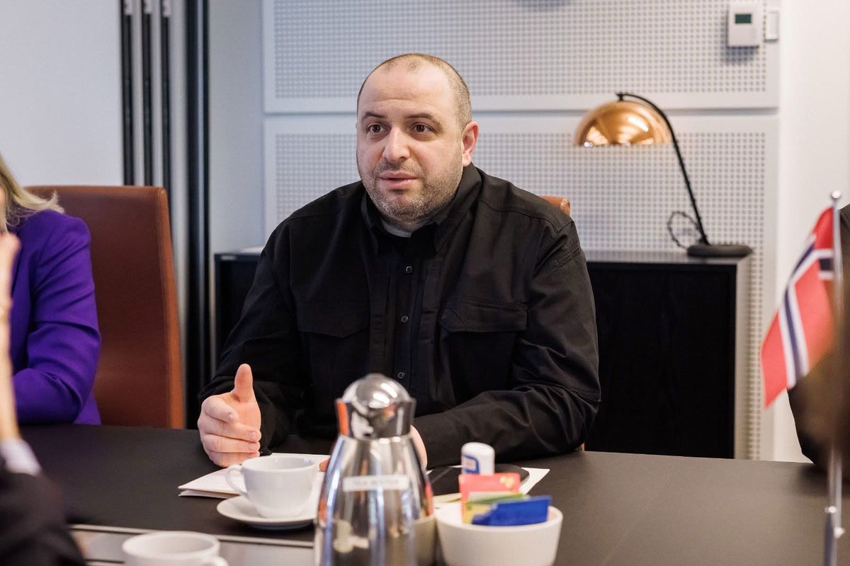 rustem_umerov's tweet image. I was glad to meet with Tore O. Sandvik, Norway's Minister of Defense.
I thanked my colleague for the government’s initiative and the support of the Norwegian people — in particular, for the decision to allocate an additional €5 billion in security assistance to Ukraine for…