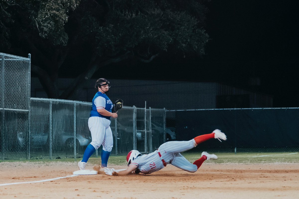 SENIOR NIGHT!

Head out to Hacienda Field to support the Brahmanettes in their last HOME game of the season!!