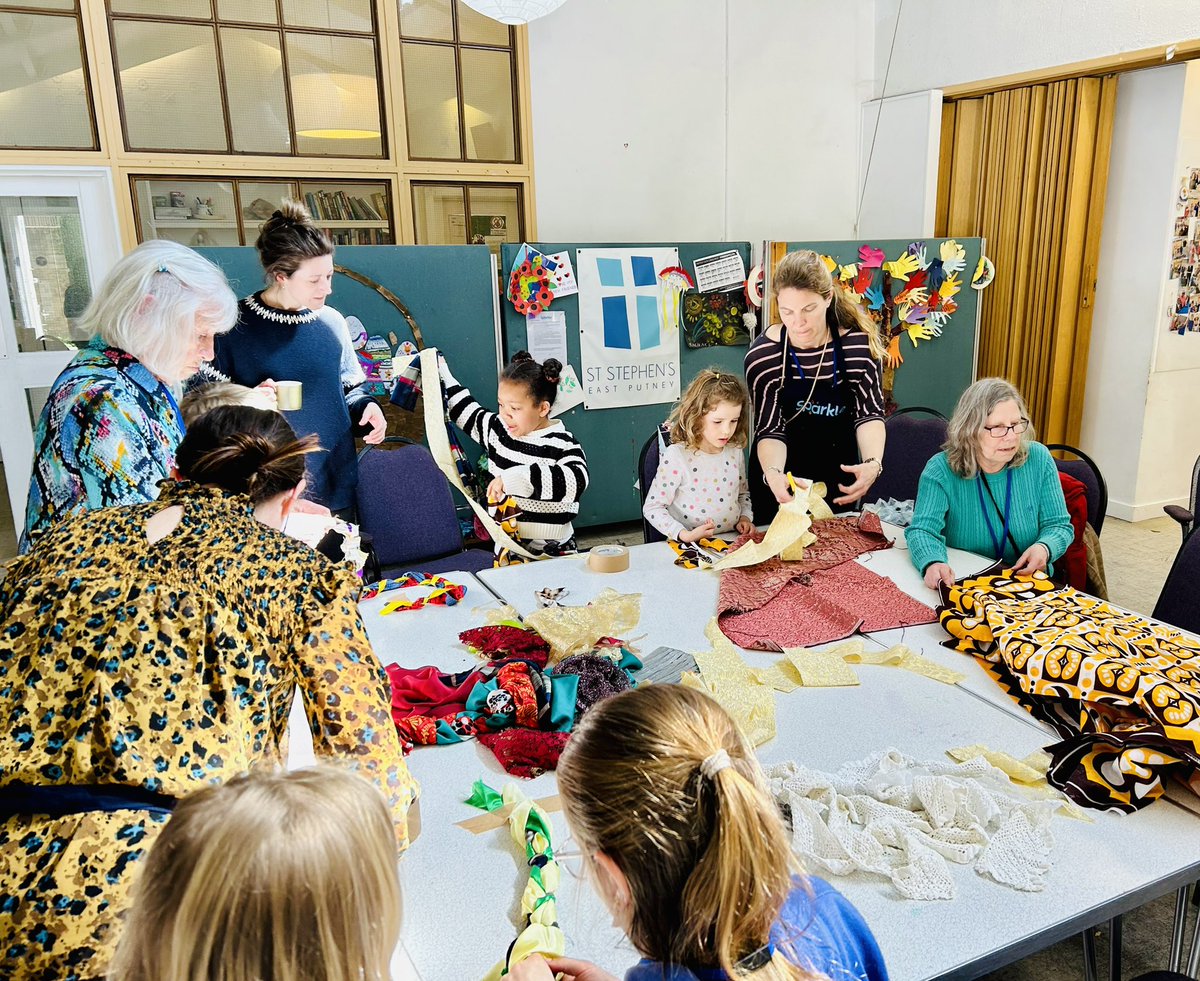 sparkleststeves's tweet image. In the school holidays we welcome children from the community to join us with their parents/carers, and we had our busiest day ever this week! We worked together on a VERY special art project that will be revealed in Global Intergenerational Week later this month...
#GIW25