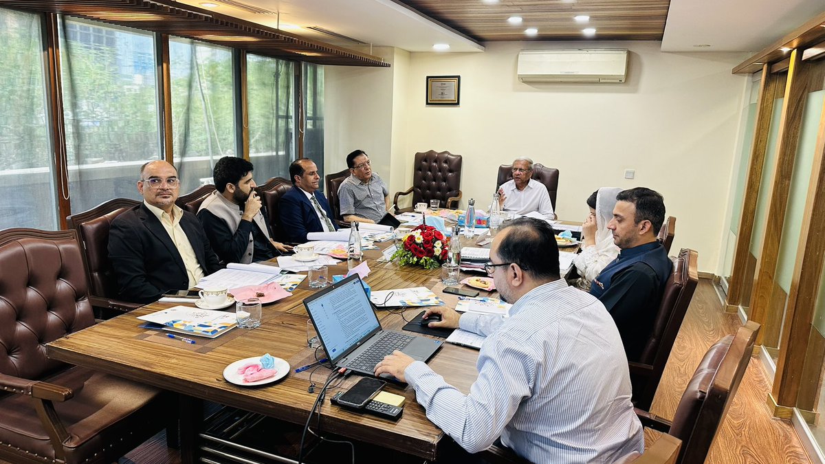 Sindh Education Foundation tweet media