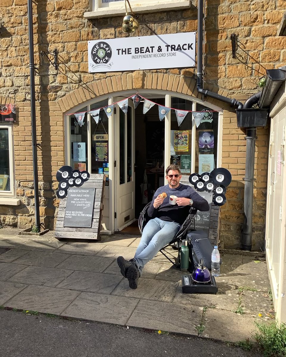 Record Store Day UK tweet media