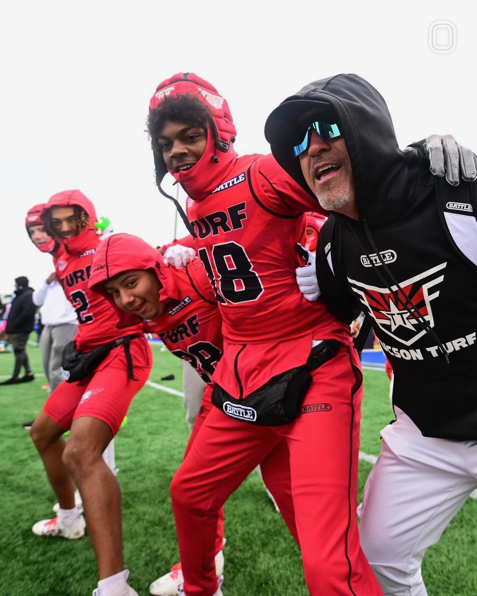 Latavis “Tj” Walker (@tjwalker2026) on Twitter photo Man the grind is real if you are not doing anything this offseason to get better. You are failing yourself. All I know is hard work requires dedication and determination. <a href="/TucsonTurfElite/">Tucson Turf Elite Football</a>. <a href="/BuenaColtsFB/">Buena Colts Football</a>
<a href="/Recruit_BuenaFB/">Buena Colts Recruits</a>
<a href="/KeyPlayerNation/">KeyPlayer®️Nation</a> <a href="/TrckFtblrecruit/">Tracking Football Recruiting</a>
<a href="/ODFBall/">Offense🏈Defense</a> Man the grind is real if you are not doing anything this offseason to get better. You are failing yourself. All I know is hard work requires dedication and determination. <a href="/TucsonTurfElite/">Tucson Turf Elite Football</a>. <a href="/BuenaColtsFB/">Buena Colts Football</a>
<a href="/Recruit_BuenaFB/">Buena Colts Recruits</a>
<a href="/KeyPlayerNation/">KeyPlayer®️Nation</a> <a href="/TrckFtblrecruit/">Tracking Football Recruiting</a>
<a href="/ODFBall/">Offense🏈Defense</a>
