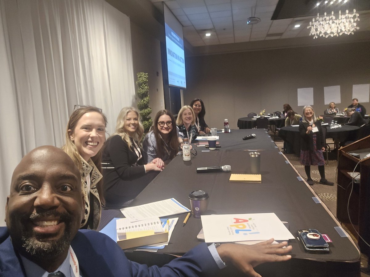 marcnkev's tweet photo. Work view this morning. Speaking on State Agency Panel at Gateways Higher Education Faculty Forum. #INCCRRA #GatewaysHigherEducationForum #ICCB https://t.co/YuxZoWqzvH