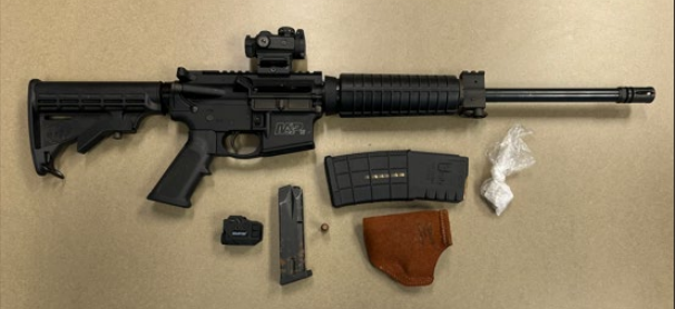 Real results, real impact. Read how we hit 4 locations – seizing guns, cocaine, fentanyl, and arrested 22 suspects, some with federal warrants! One operation at a time, we’re making our communities safer! #DallasPD

dpdbeat.com/.../major-drug…