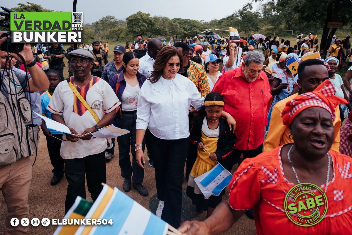 🌸🇭🇳¡La valiente candidata Rixi Moncada en tierra garífuna! Cusuna - Gusunougati, Colón,  fue testigo de un encuentro histórico junto al expresidente Zelaya, Luther Castillo de Senacit y el Primer Ministro Gonsalves de San Vicente y Granadinas.

 ¡Hermandad y poder del pueblo y