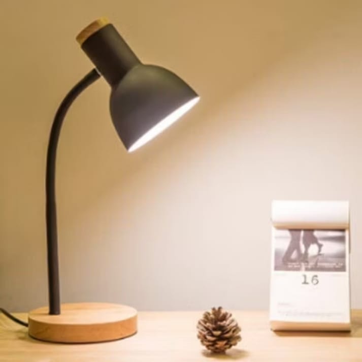 ItsUrFatt_A's tweet photo. 5. Lampu meja
Adjustable, aesthetic dan Sesuai kalau study tengah malam.
https://t.co/KKZDK4uGAt https://t.co/QOIwLBGFDq