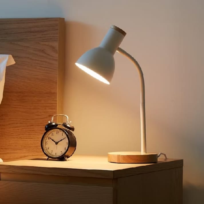 ItsUrFatt_A's tweet photo. 5. Lampu meja
Adjustable, aesthetic dan Sesuai kalau study tengah malam.
https://t.co/KKZDK4uGAt https://t.co/QOIwLBGFDq