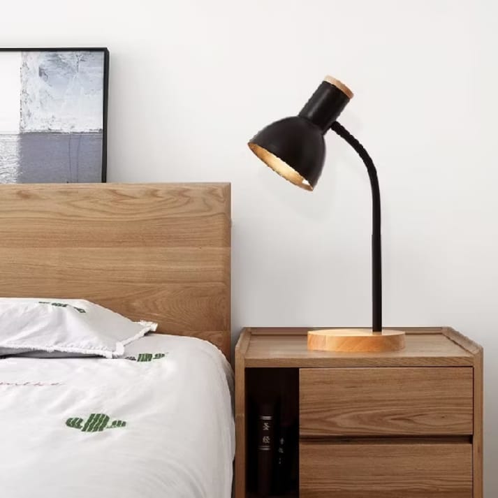 ItsUrFatt_A's tweet photo. 5. Lampu meja
Adjustable, aesthetic dan Sesuai kalau study tengah malam.
https://t.co/KKZDK4uGAt https://t.co/QOIwLBGFDq