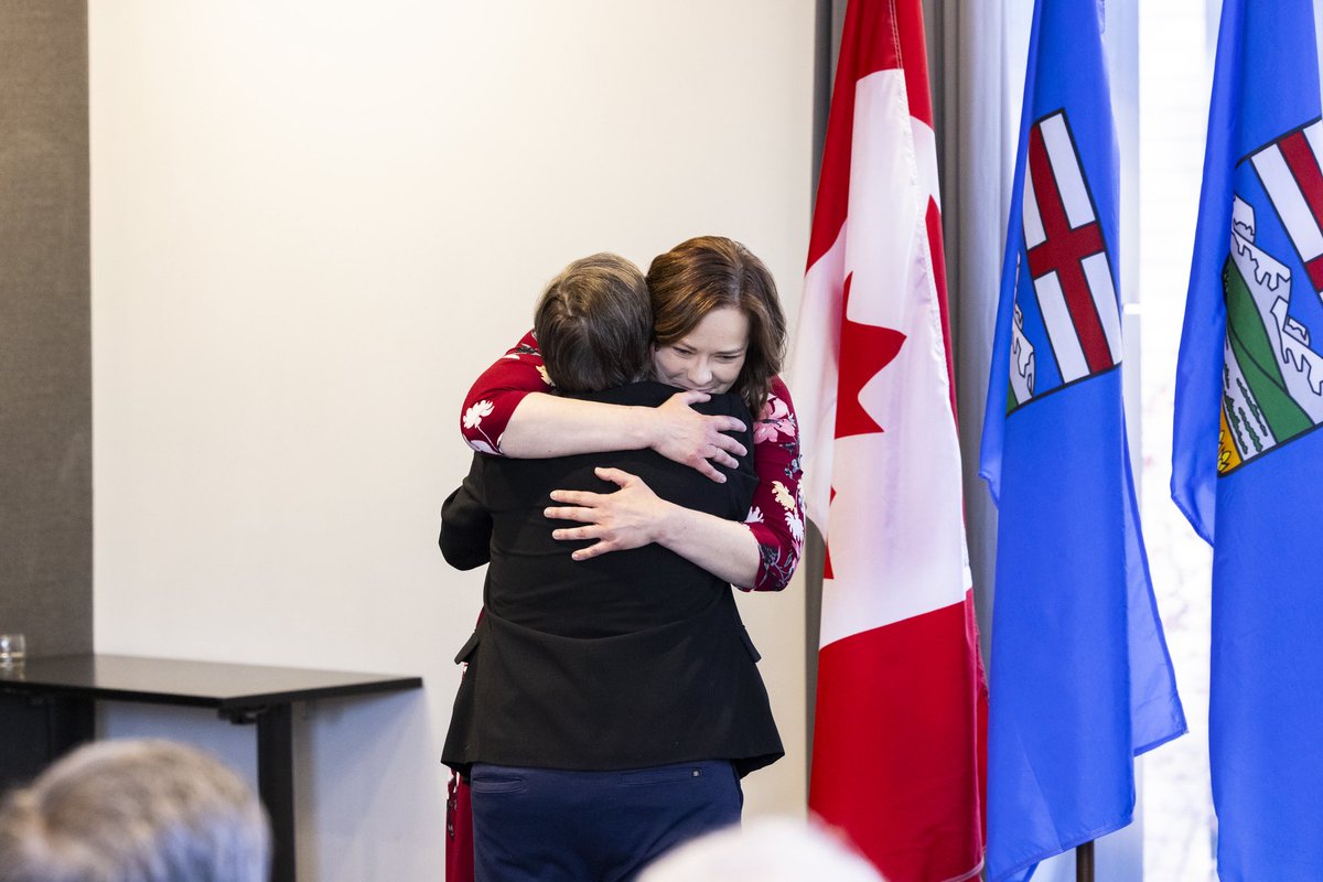 Sometimes in life you get lucky enough to find people who build safe communities and make the world better without any hope of anything in return. I have been honoured to work with Renee Dunn, the world would be better with more like her. #AbLeg