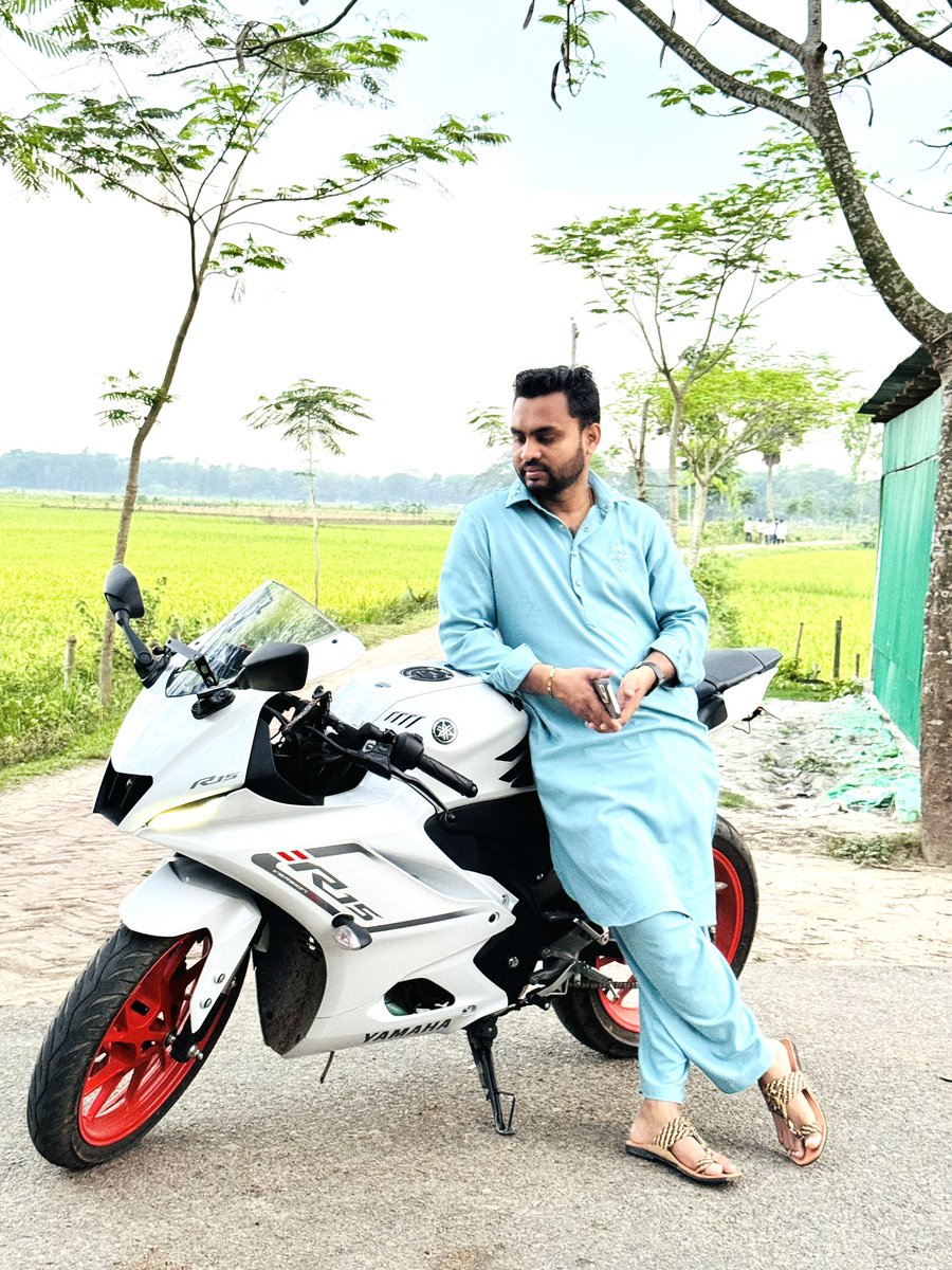 TheCreativMamun's tweet photo. রমরমা বিলপাড়🍀🏍️🤍 https://t.co/B9qLyYBSAz