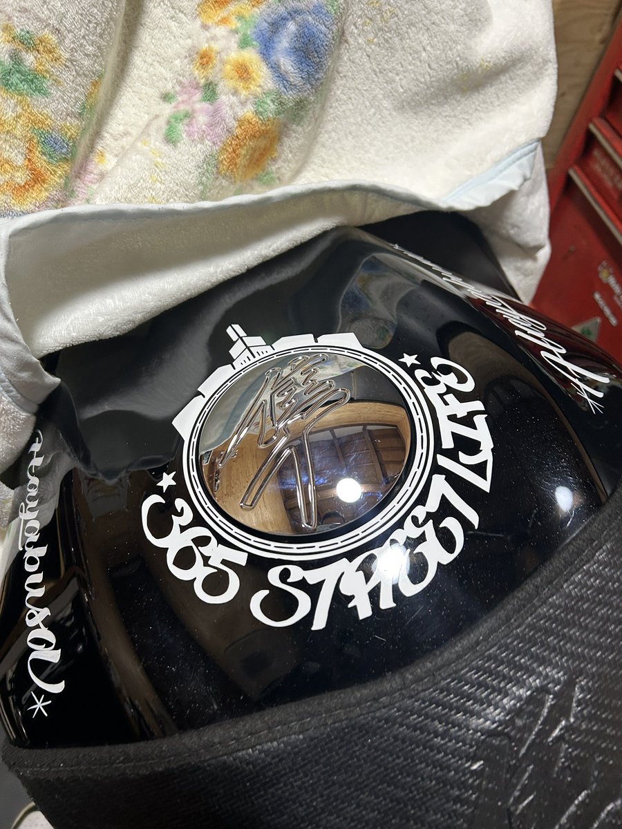 HAYATArrrrr's tweet photo. ニューパーツ
#GSX1300
#隼
#365streetlife https://t.co/8qeEAKYlQz
