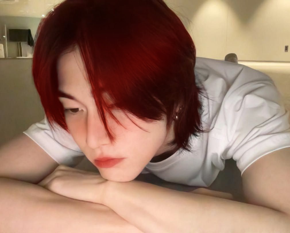 XngHanArchive's tweet photo. #SEUNGHAN cherry hair color 🍒 https://t.co/XwJ10KCA6T