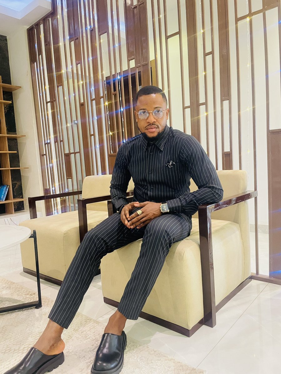 thepurposedoc's tweet photo. Them: Where have you been lately?

Me: On my way to the big money and the good life I have been talking about..

Them: So why you ain’t there yet?

Me: Almost there, just a lil traffic.. https://t.co/Bvm1R607Oh