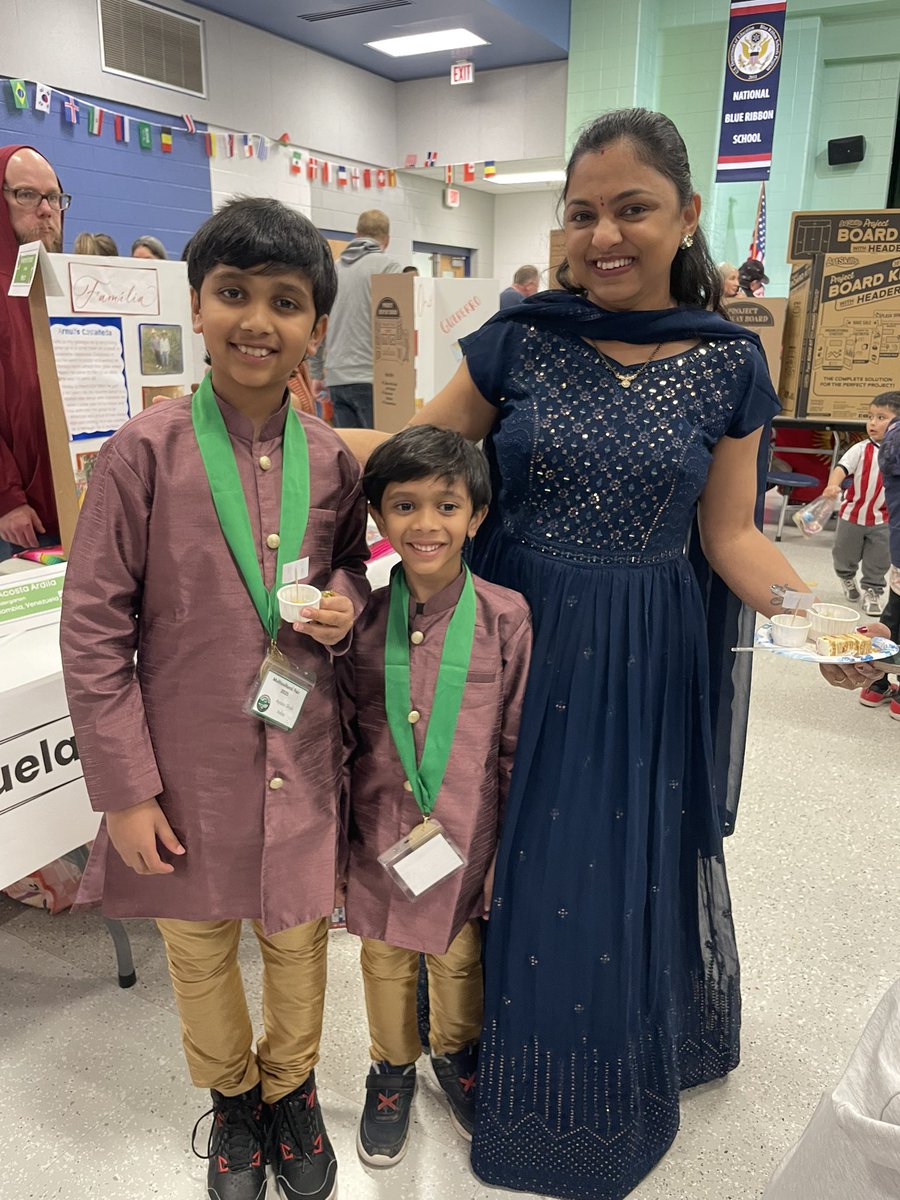 mrsstratton1's tweet photo. Multicultural Fair 🌏❤️ https://t.co/UdbySzb3de