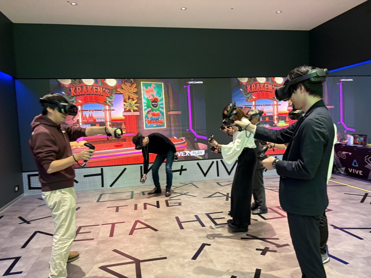 MetaHeroes_100's tweet image. #HTC ×Meta Heroes
『XR ゲーセン』1日目終了👏👏

#XR × #eスポーツ の可能性に多くの企業様が関心を寄せてくださいました👀 
ご参加いただいた皆さま、ありがとうございました！
明日は家族も楽しめる一般向け体験会✨
お楽しみに！