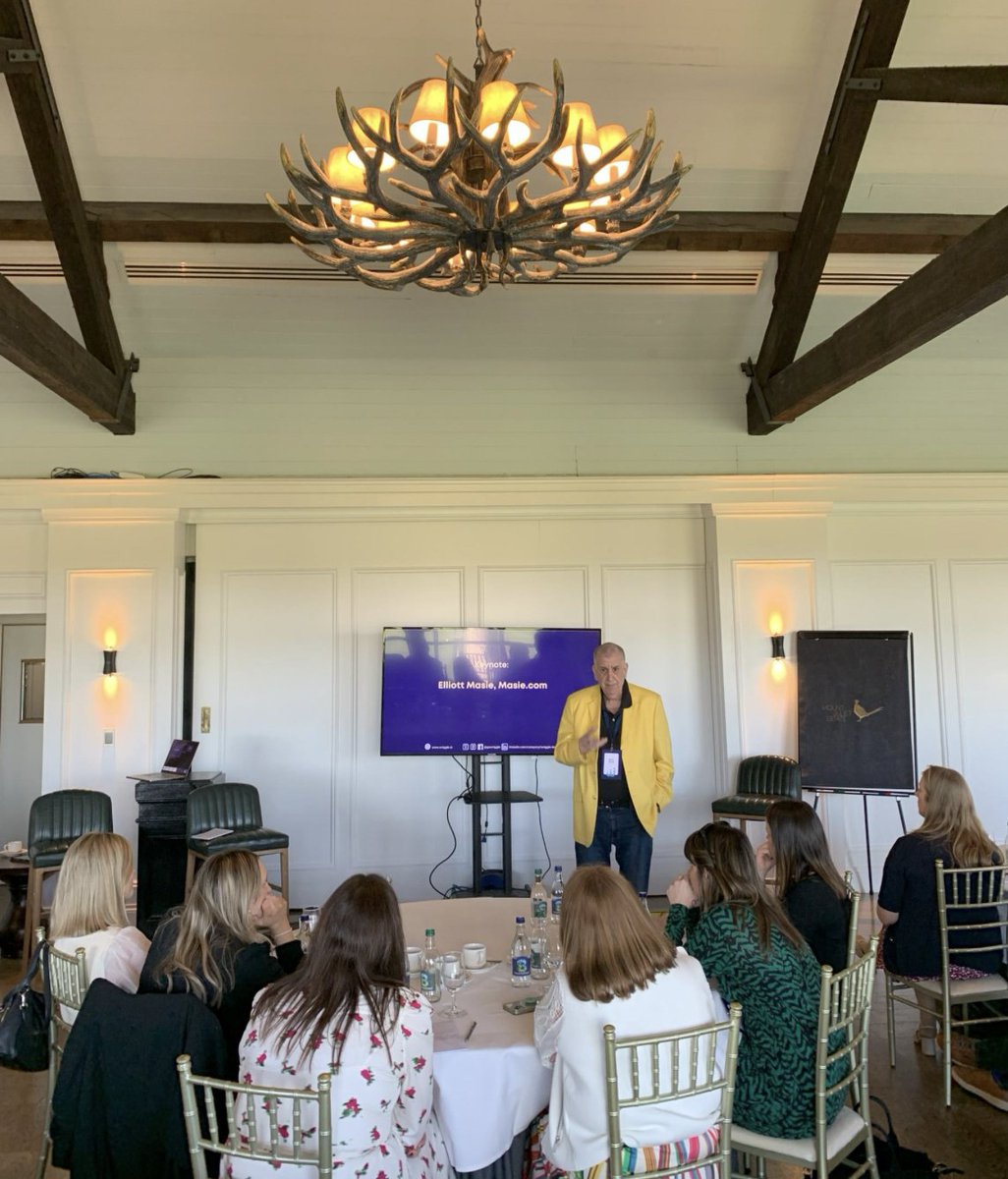 Gowriggle's tweet image. A fantastic day of connection and learning for School Leaders at our event in Mount Juliet Estate on Wednesday!☀️ 

#SeniorCycleReform #DigitalSkills #EducationalLeadership