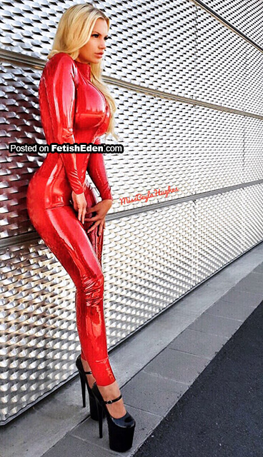 A blonde in red latex catsuit that is too sexy to forget – Beyla Hughes

                            😍❤️🥰❤️😍