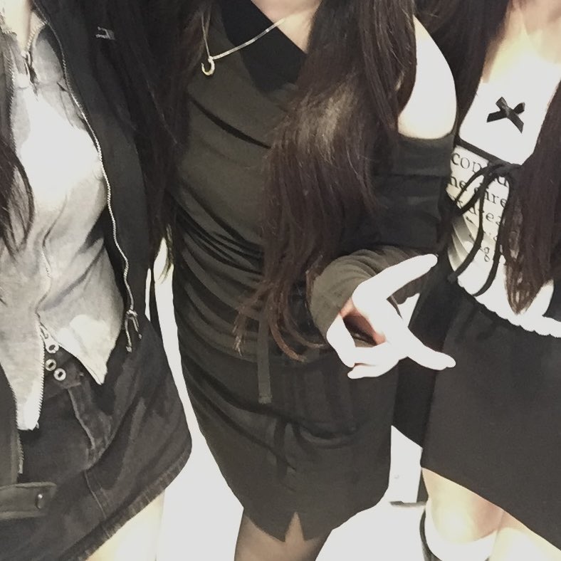 _2volxy's tweet photo. 𝑯𝒂𝒑𝒑𝒚 𝑲𝒂𝒓𝒊𝒏𝒂 𝑫𝒂𝒚 

#aespa #my #aespa好きな人と繋がりたい #myと繋がりたい #karina #HappyKARINADay #黒系統 #fyp https://t.co/4UBSdCkCfA