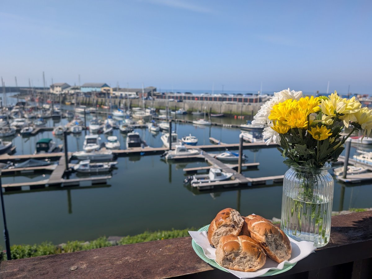 NDECatrin_Reed (@ndecatrin_reed) on Twitter photo 💐Pasg Hapus wrth New Directions Aberystwyth! 🐰
🥚Happy Easter from New Directions Aberystwyth! 🌞
<a href="/ndeducation/">New Directions Education</a> <a href="/NDEMyfanwy_G/">NDEMyfanwy_Griffiths</a> <a href="/NDEMeg_Davies/">Meg Davies</a> 💐Pasg Hapus wrth New Directions Aberystwyth! 🐰
🥚Happy Easter from New Directions Aberystwyth! 🌞
<a href="/ndeducation/">New Directions Education</a> <a href="/NDEMyfanwy_G/">NDEMyfanwy_Griffiths</a> <a href="/NDEMeg_Davies/">Meg Davies</a>