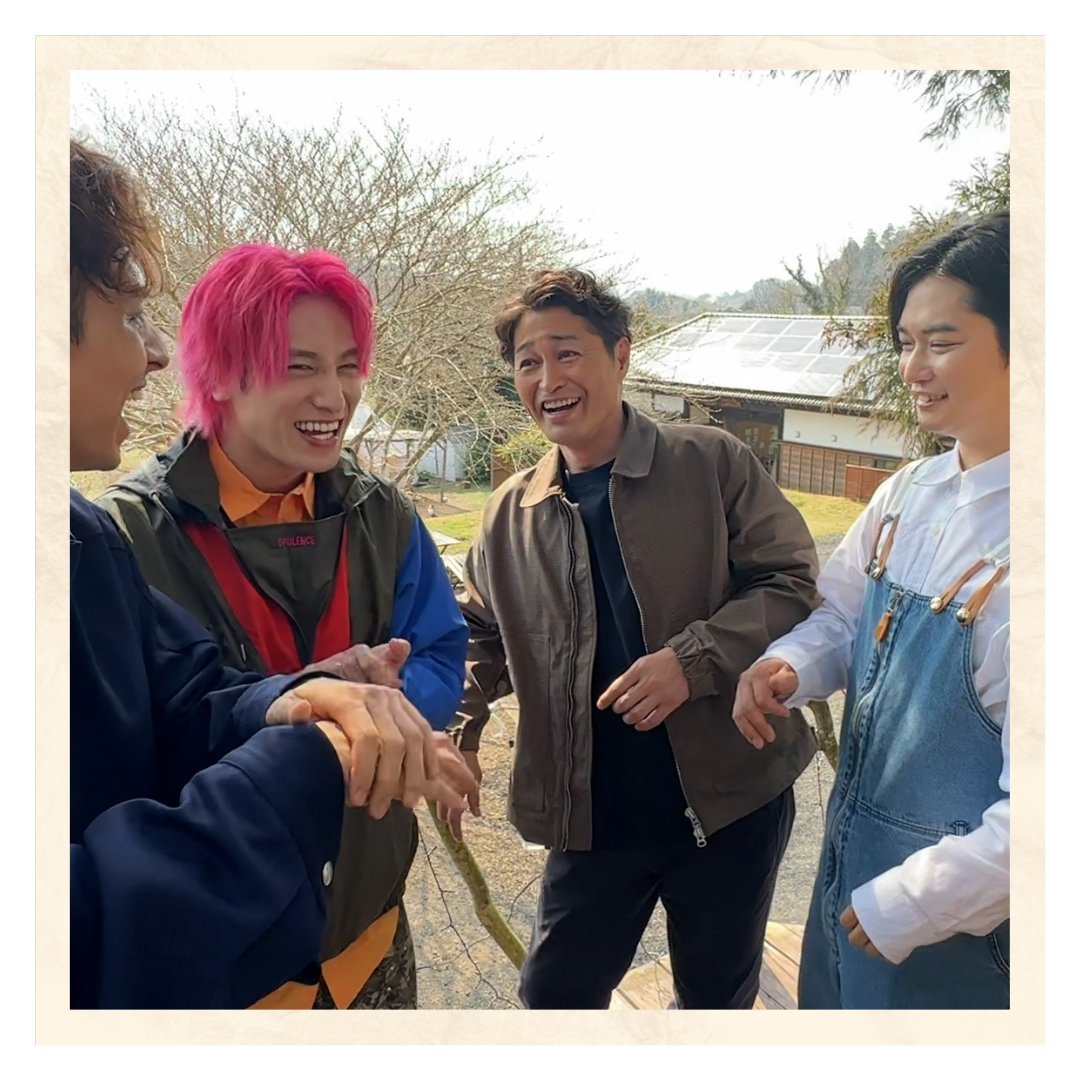 meshidora_ntv's tweet photo. 4/13(日)はメシドラDAY🍩 
#安田顕 と #千葉雄大 とともに、ゴールデンSPを盛り上げます🙌
#富津市 の名所や絶品グルメが続々登場! 
安田さんと千葉さんがお店に交渉する貴重なシーンも🧐
恒例の全額お支払いをかけたゲームも白熱🔥

4/13(日)は夜もメシドラ
お楽しみに!🌈
#兼近大樹 #満島真之介 https://t.co/fKQOIPb9yD