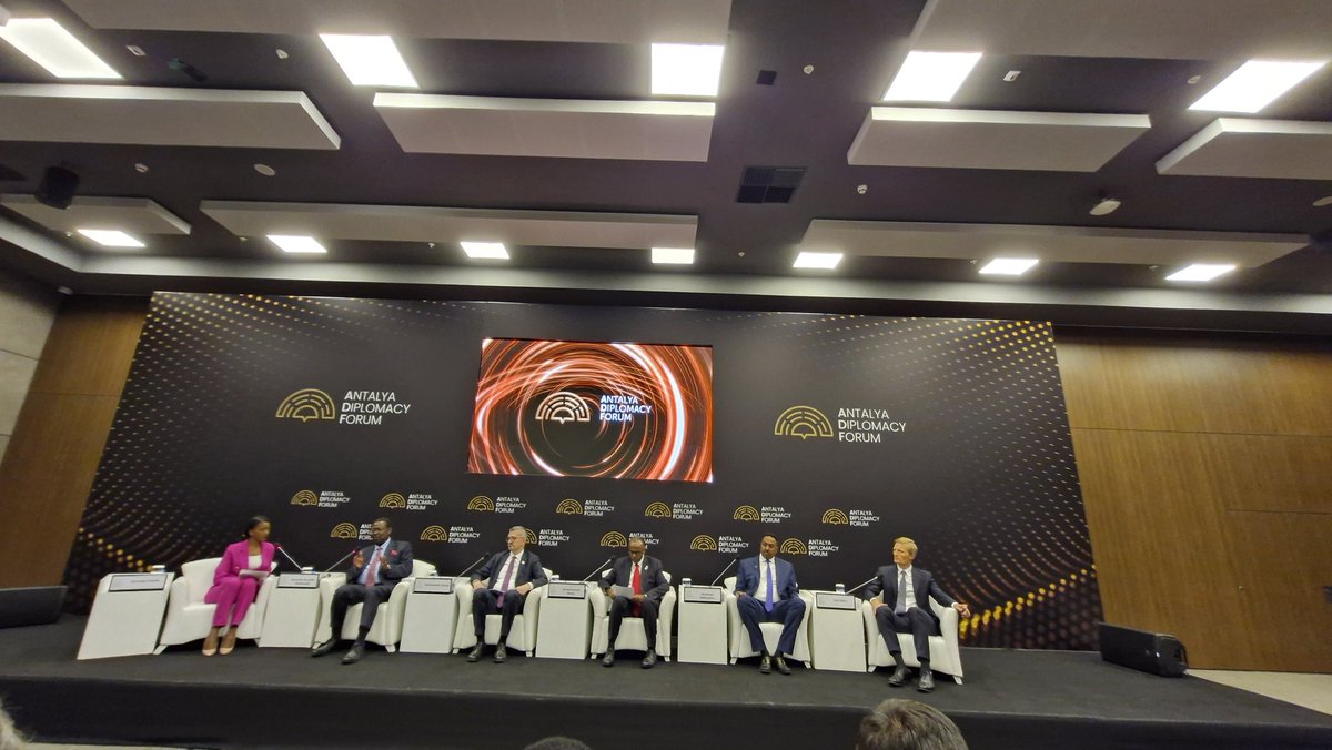 Listening 'Horn of Africa: Risks and Opportunities'
#meet4diplomacy