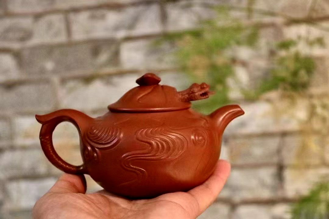 C罗请喝茶
